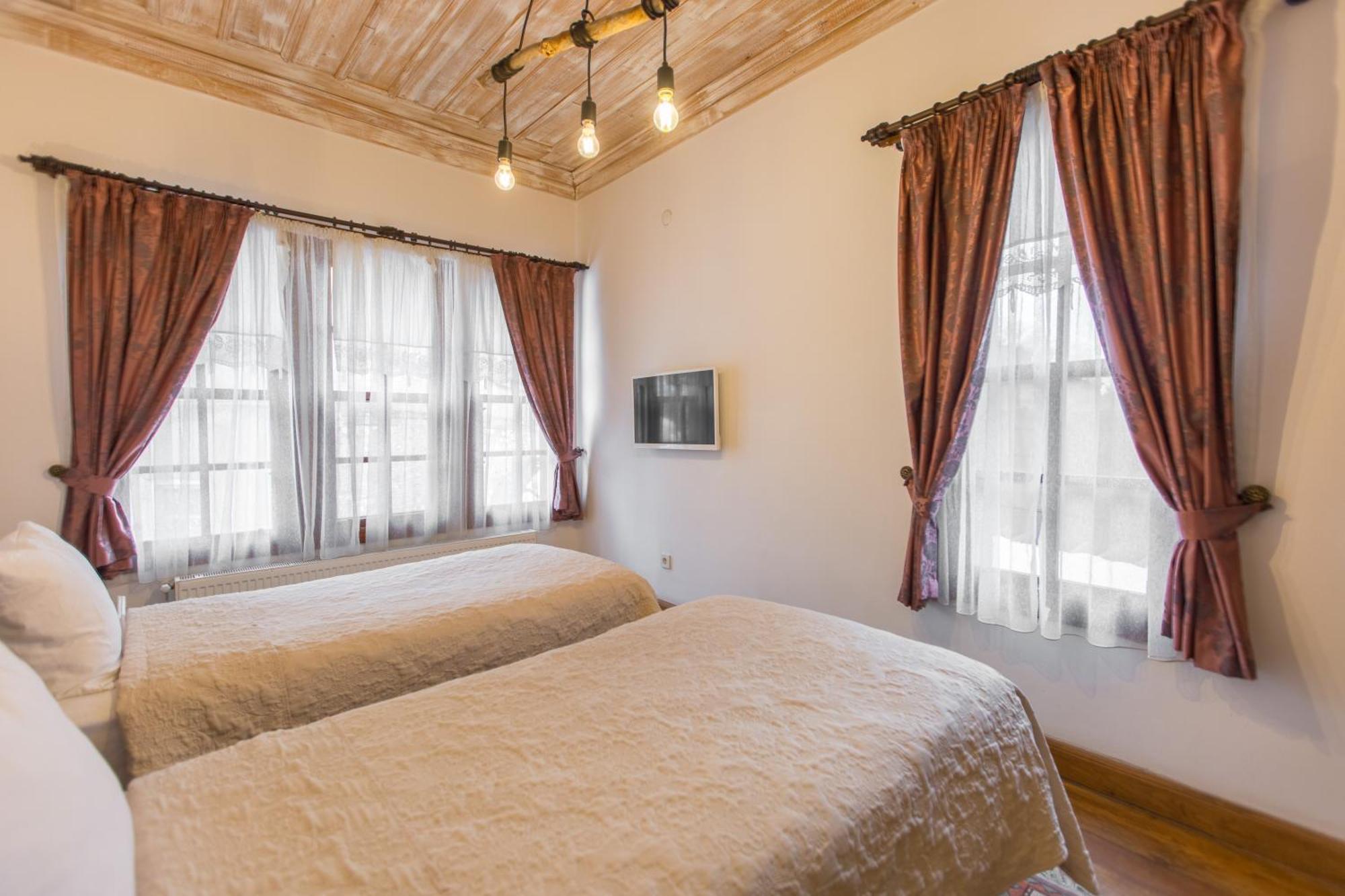 Isparta Historical Mansion Eskiciler Konagi - Cittaslow Egirdir Esterno foto