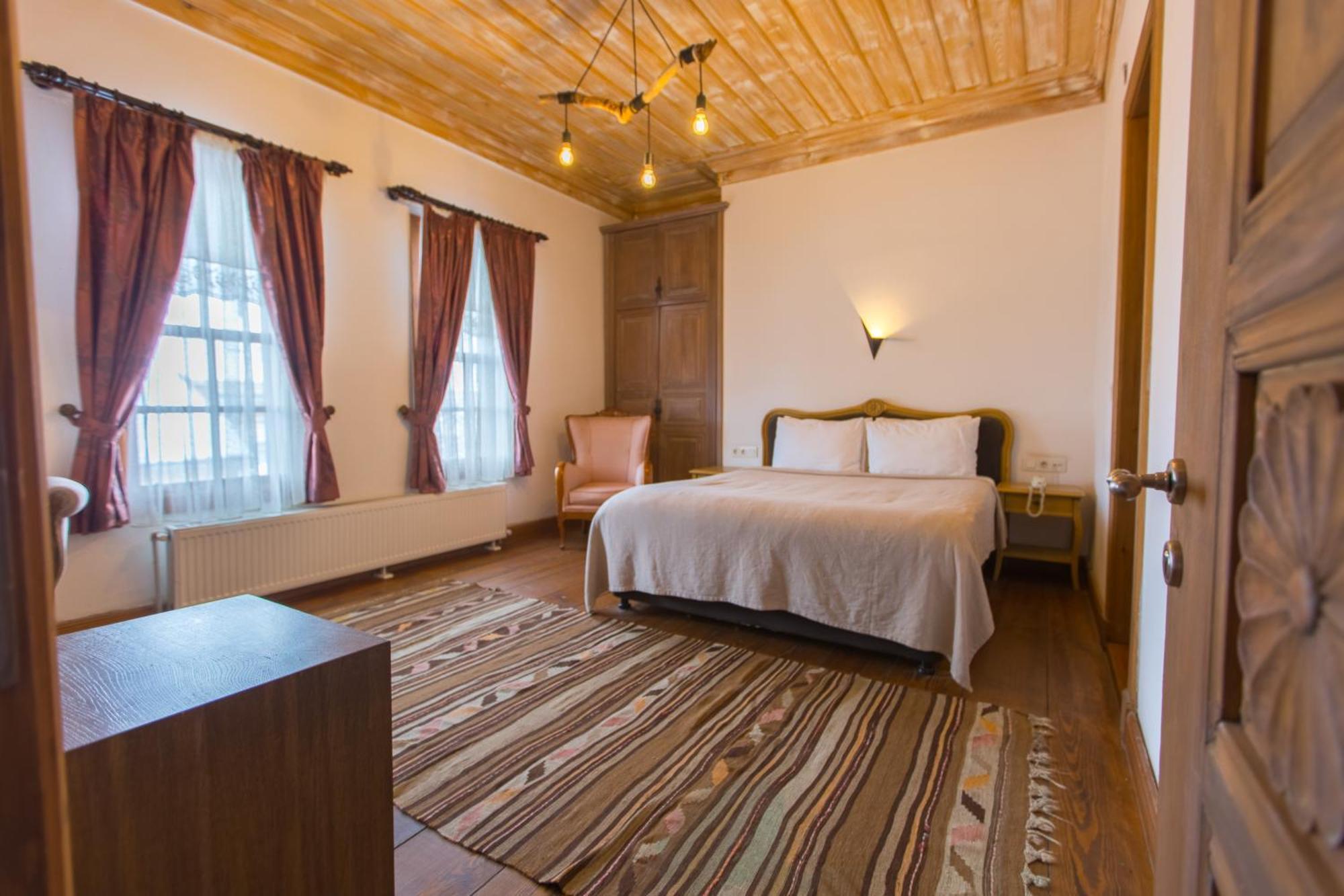 Isparta Historical Mansion Eskiciler Konagi - Cittaslow Egirdir Esterno foto