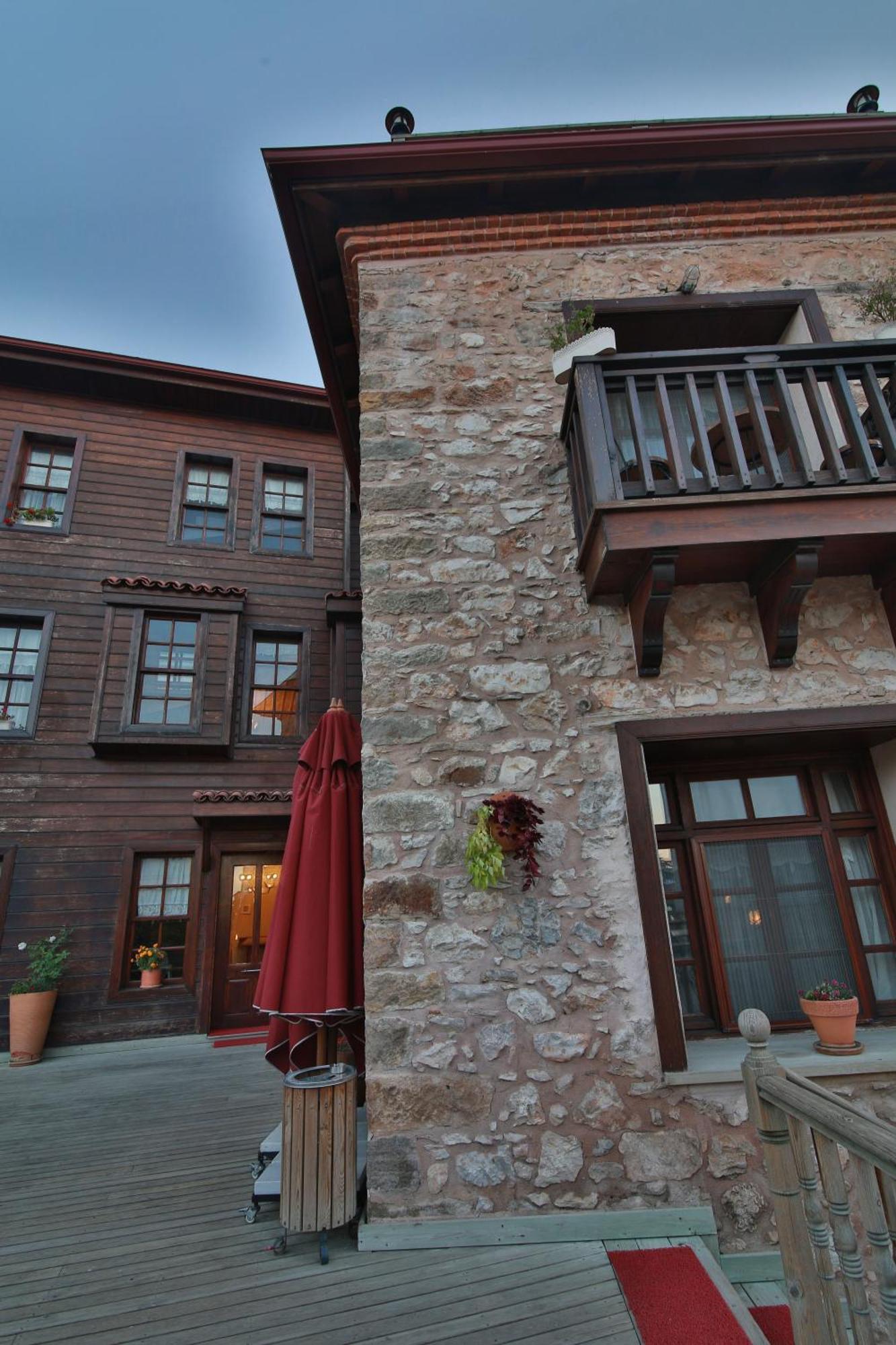 Isparta Historical Mansion Eskiciler Konagi - Cittaslow Egirdir Esterno foto